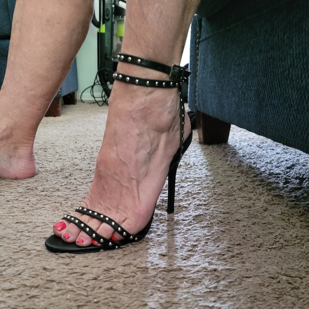 Steve Madden Heels NWOT